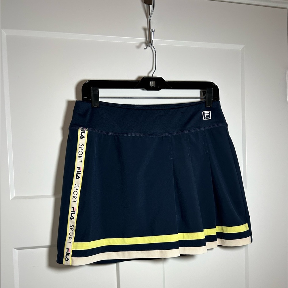 Medium/large fitting skirt - Fila tennis golf skort - navy and yellow